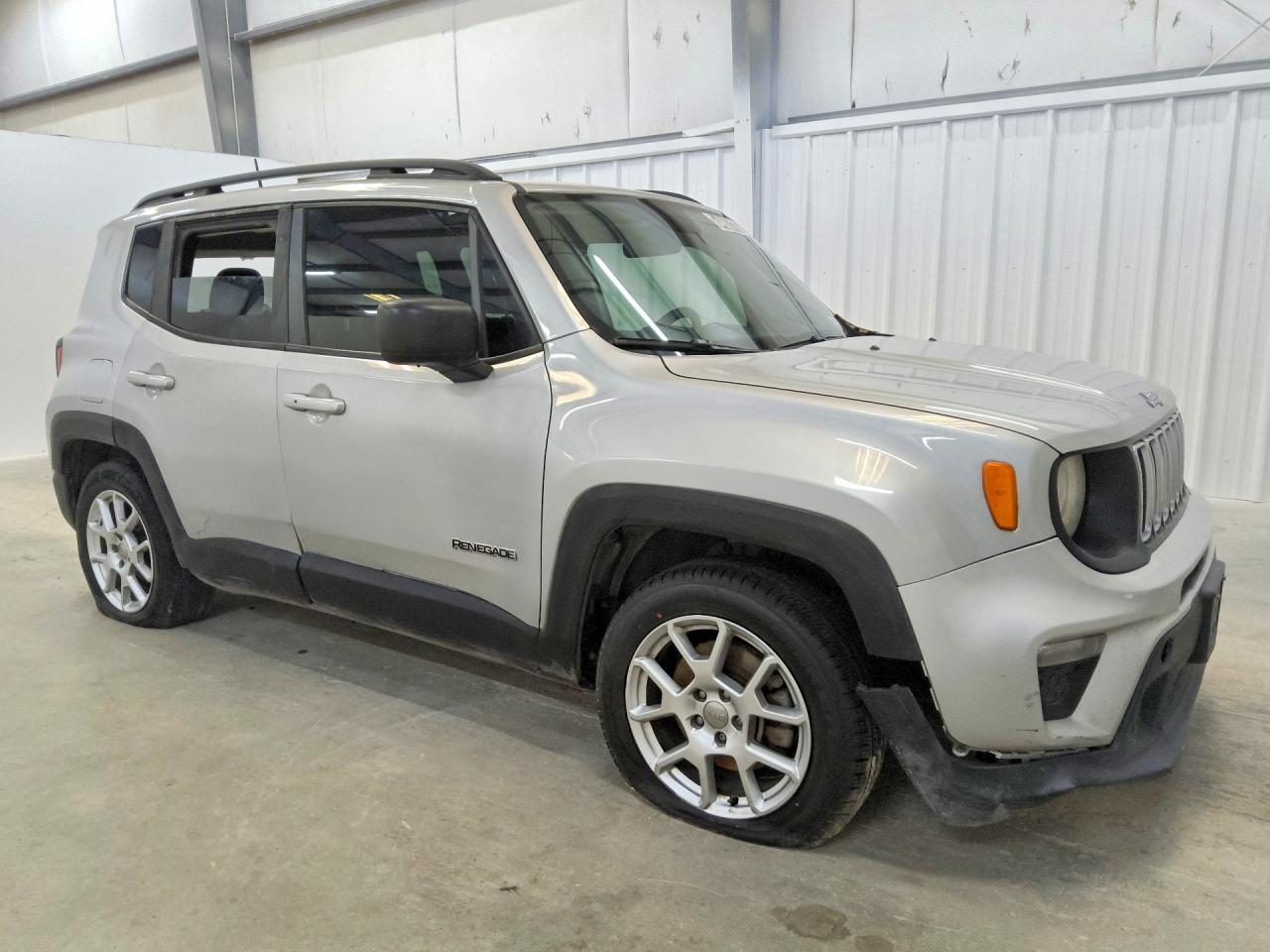 ZACNJAAB0LPL39152 · 2020 JEEP RENEGADE · 4/13