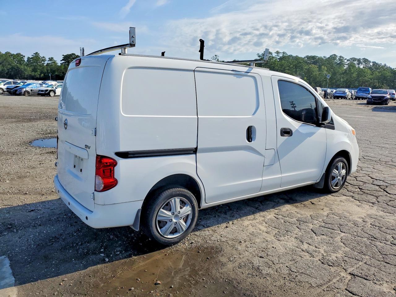 3N6CM0KN6MK692819 · 2021 NISSAN NV200 · 3/13