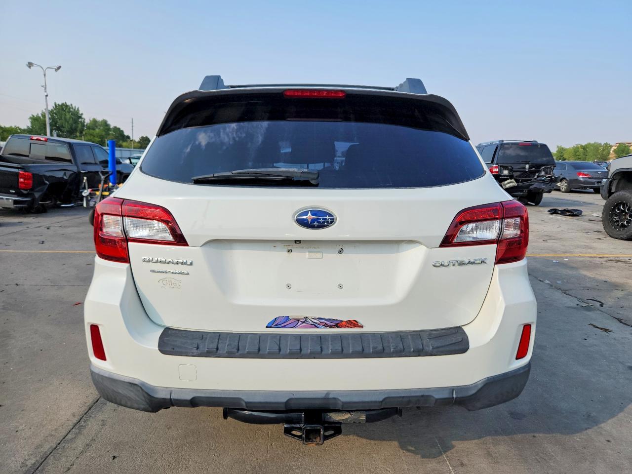 4S4BSBNC8F3242023 · 2015 SUBARU OUTBACK · 6/13
