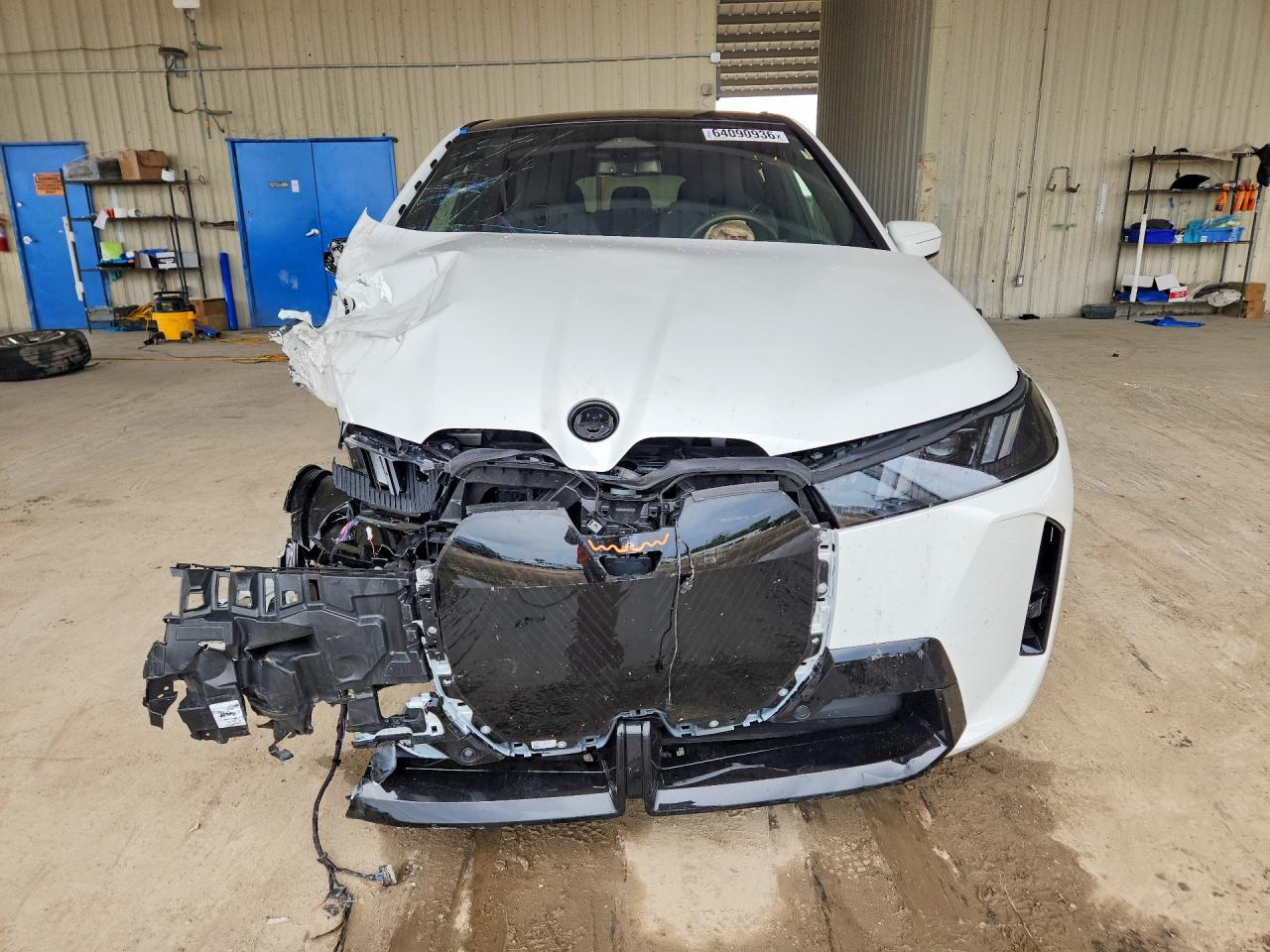WB553CF04TCV07276 · 2026 BMW IX · 5/13