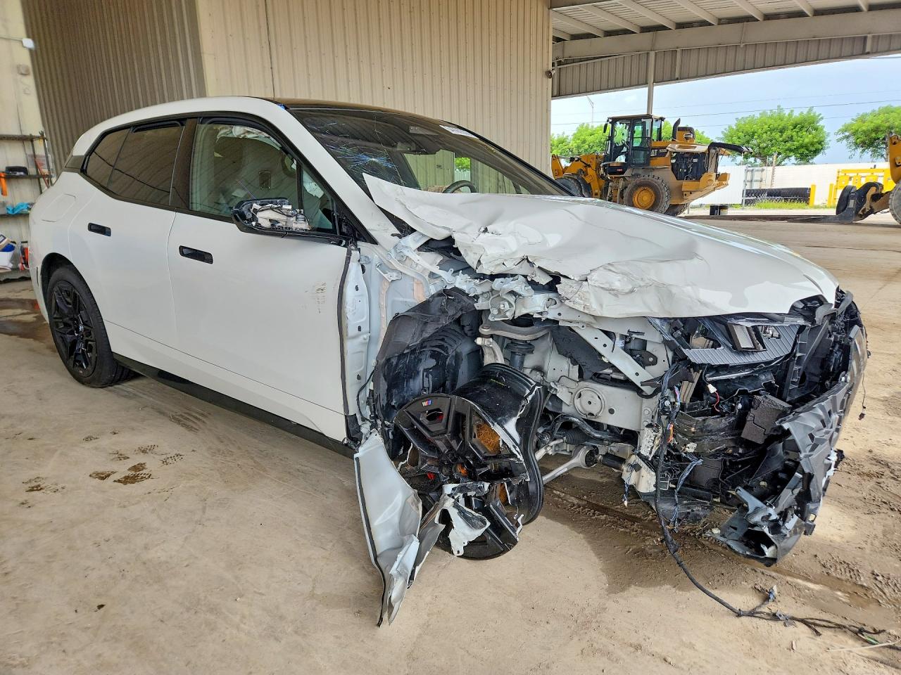 WB553CF04TCV07276 · 2026 BMW IX · 4/13