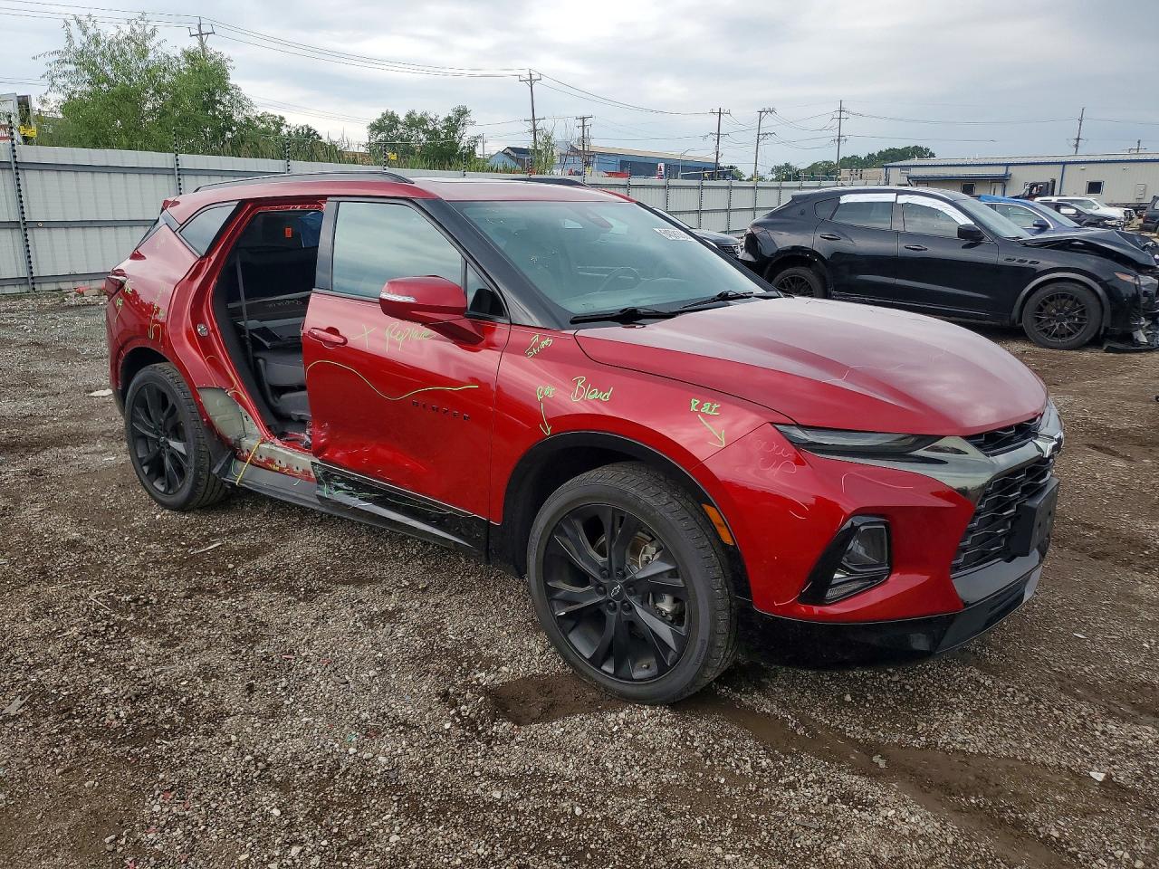 3GNKBERS8MS535555 · 2021 CHEVROLET BLAZER · 4/14