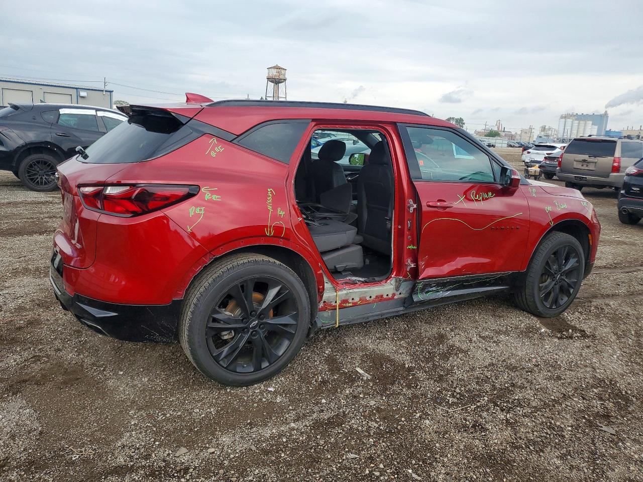 3GNKBERS8MS535555 · 2021 CHEVROLET BLAZER · 3/14