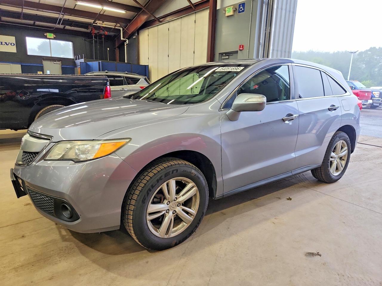5J8TB4H39DL005815 · 2013 ACURA RDX