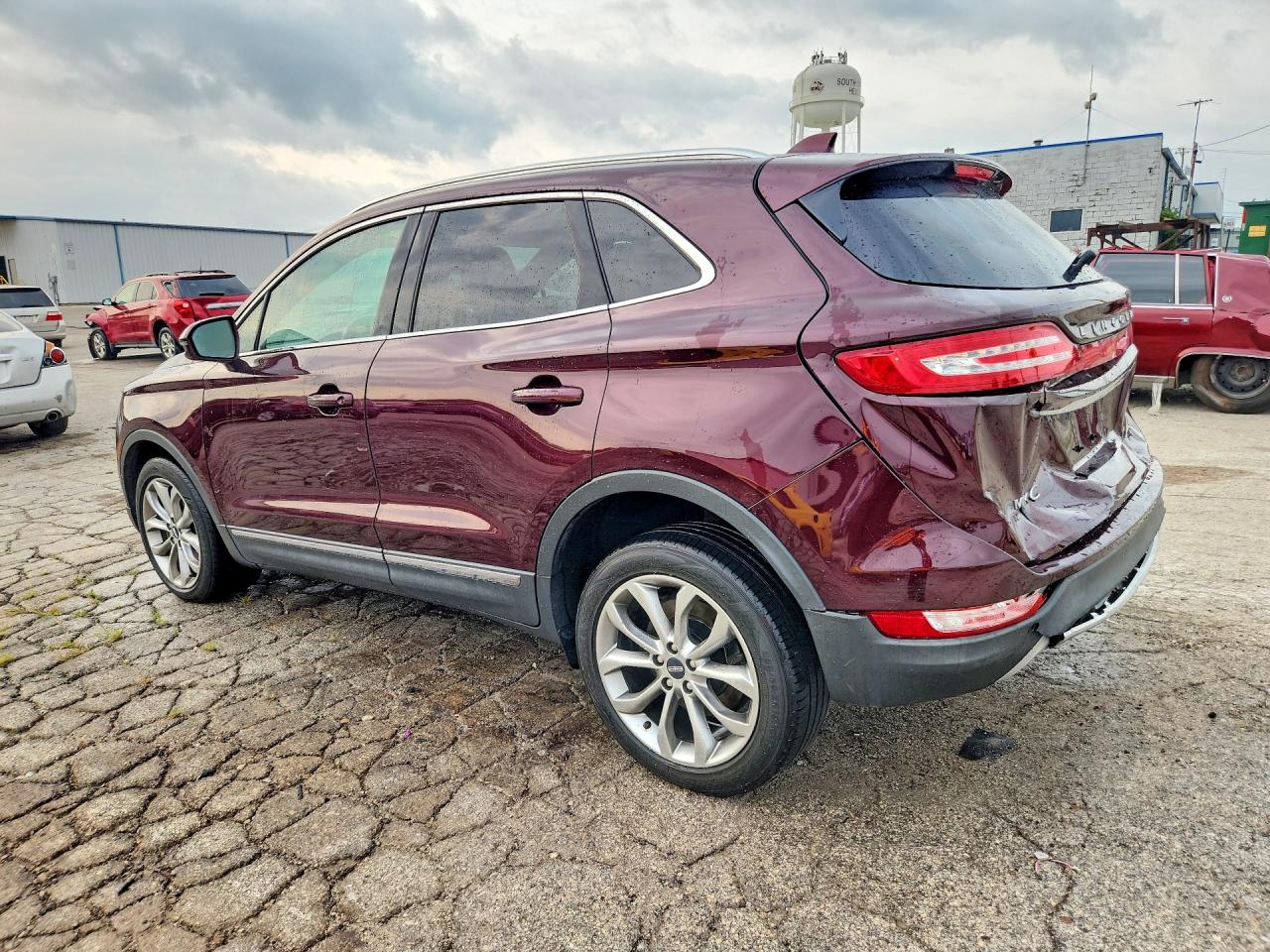 5LMCJ2D9XKUL12345 · 2019 LINCOLN MKC · 2/13
