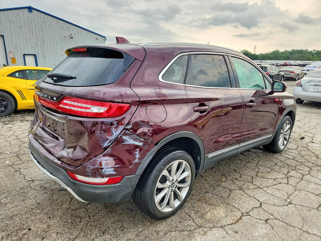 5LMCJ2D9XKUL12345 · 2019 LINCOLN MKC · 3/13