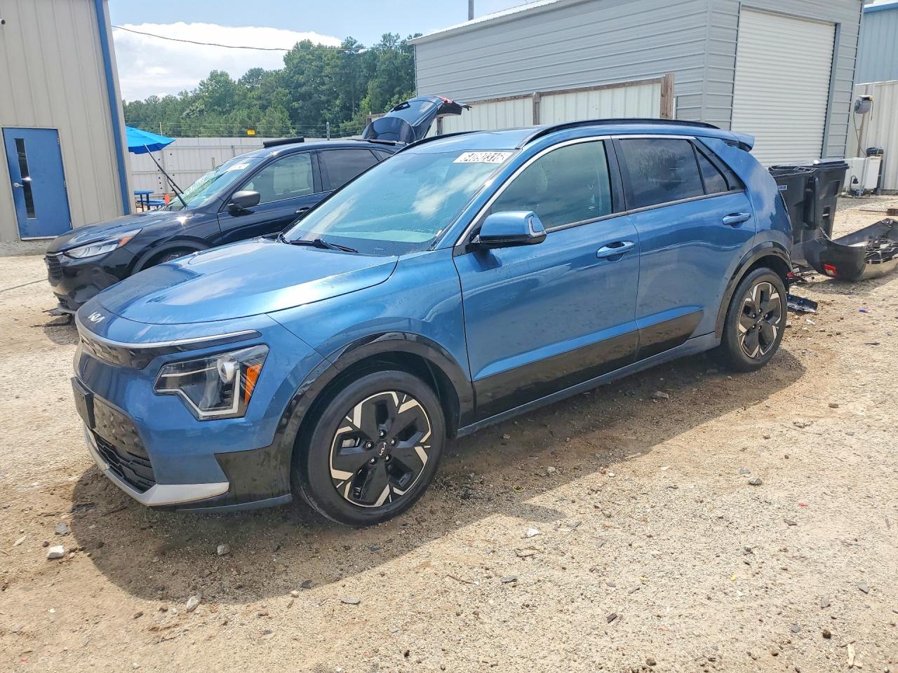 KNDCR3L18P5046231 · 2023 KIA NIRO