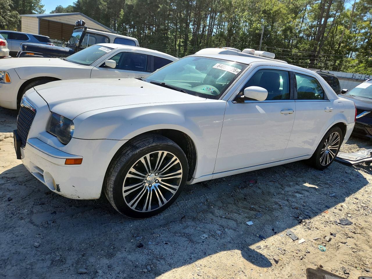 2C3CA2CV1AH328672 · 2010 CHRYSLER 300