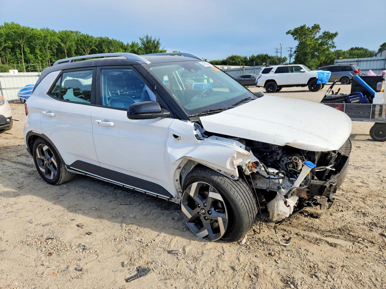 KMHRC8A39PU233945 · 2023 HYUNDAI VENUE · 4/13