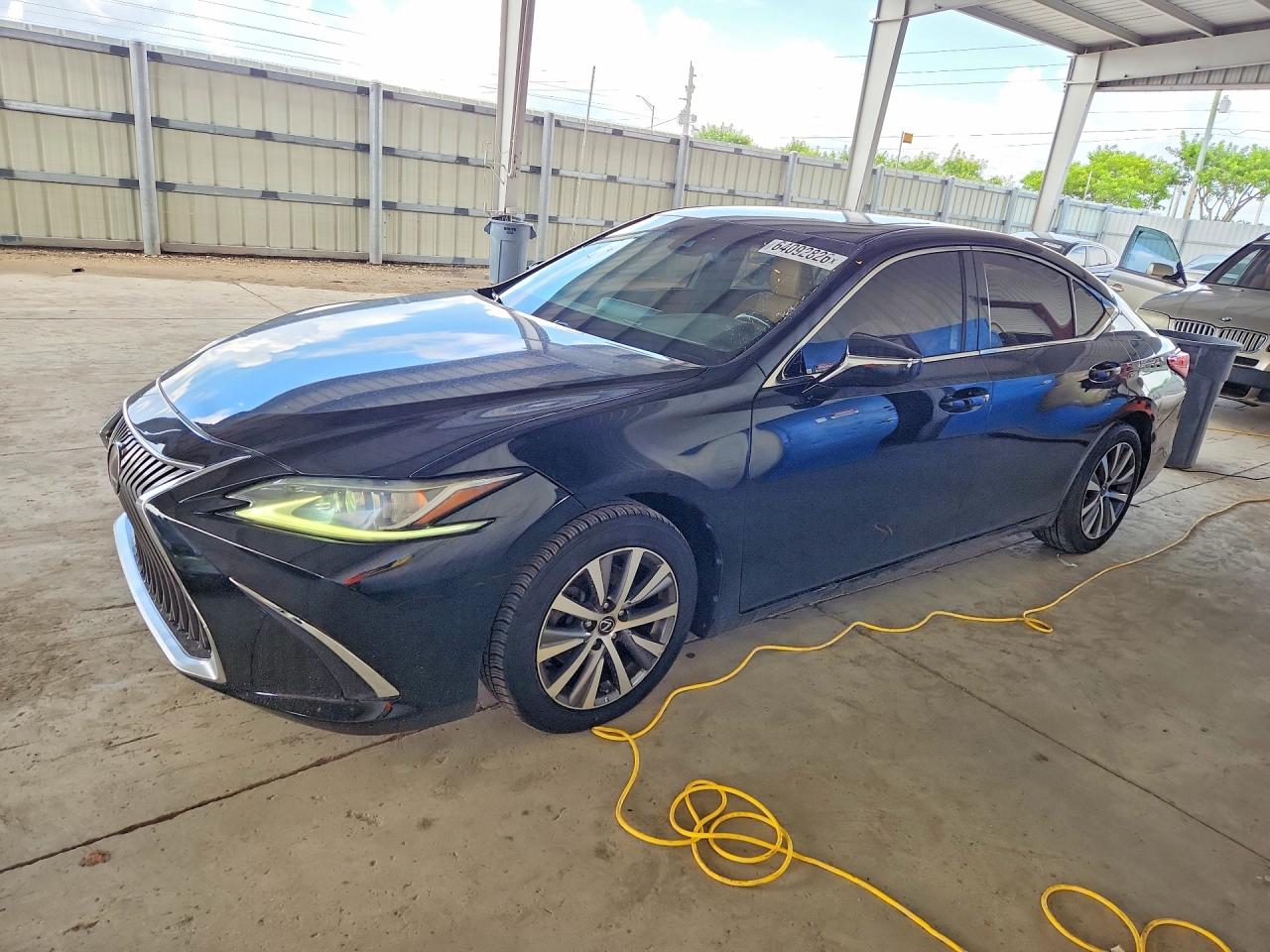 58ABZ1B12KU043880 · 2019 LEXUS ES