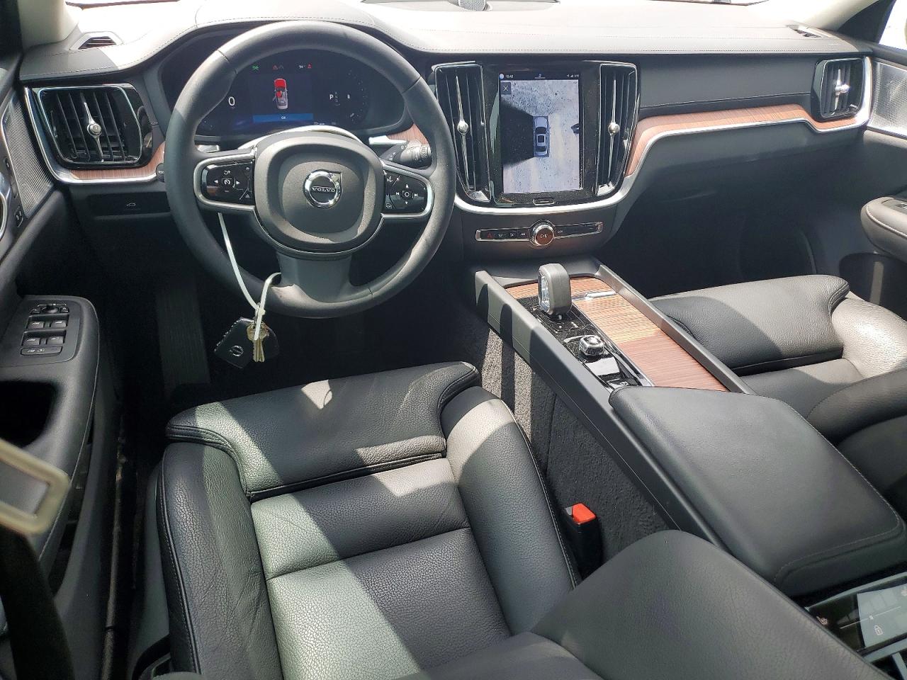 7JRL12TM8RG287338 · 2024 VOLVO S60 · 8/12