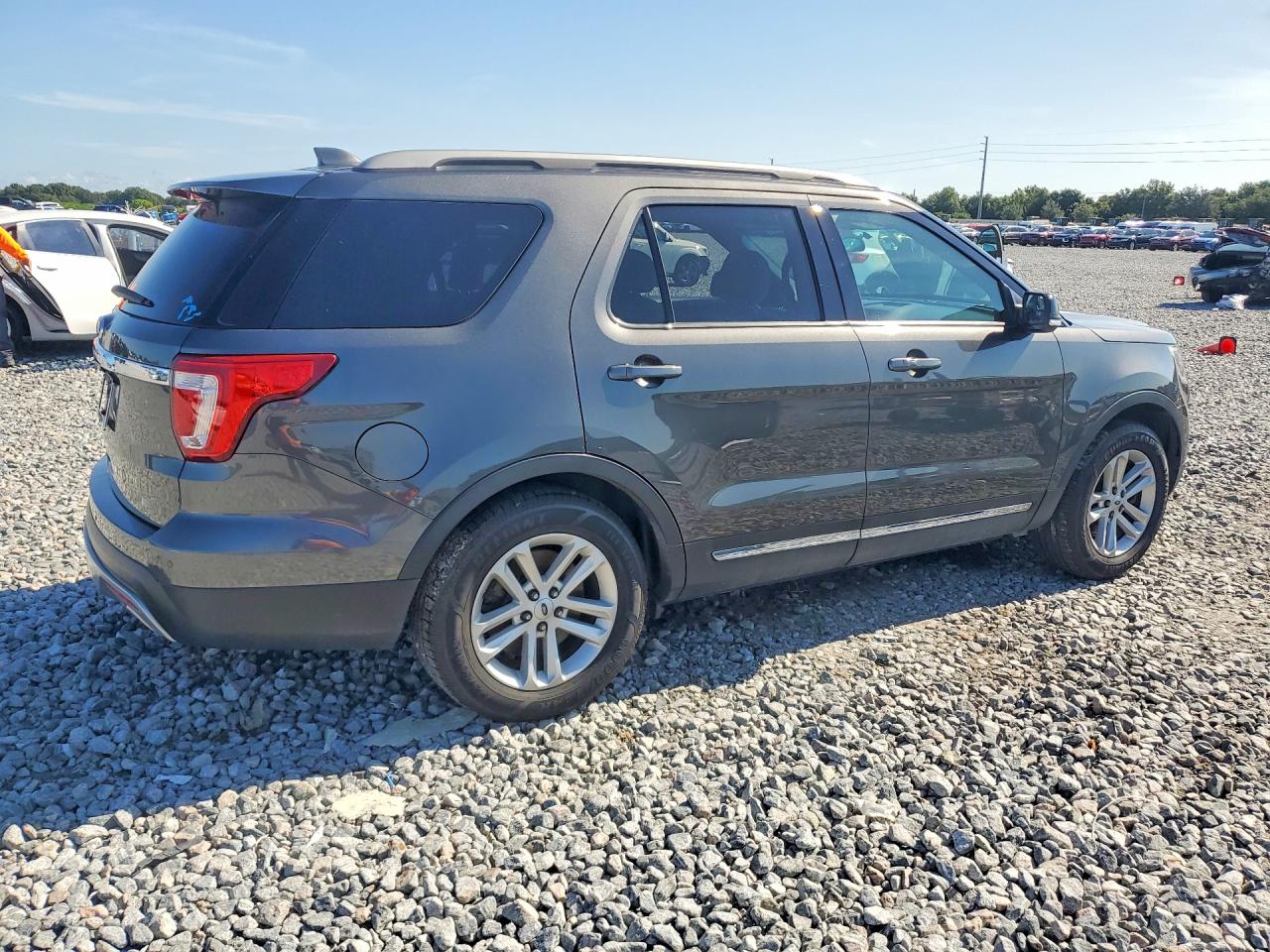 1FM5K7D86HGA97616 · 2017 FORD EXPLORER · 3/13