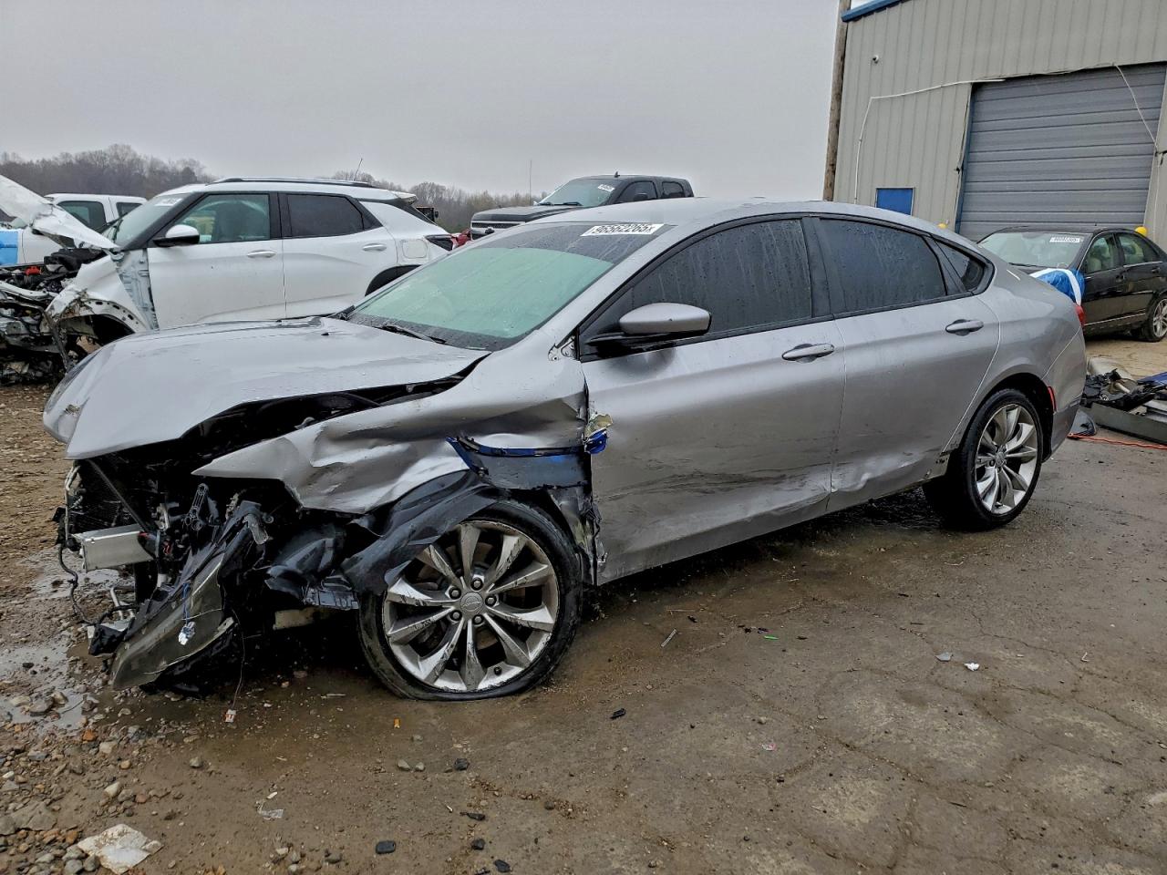 2015 CHRYSLER 200