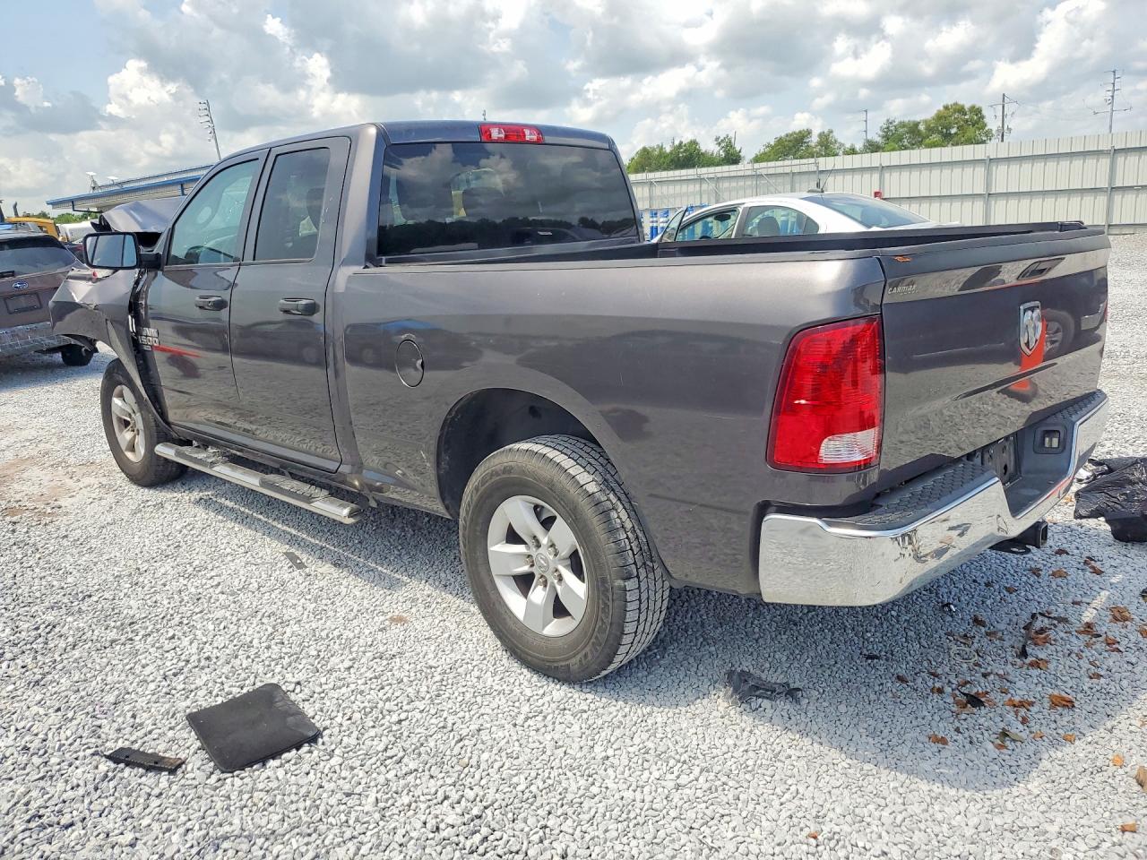 1C6RR6FG7LS128188 · 2020 RAM 1500 CLASSIC · 2/13