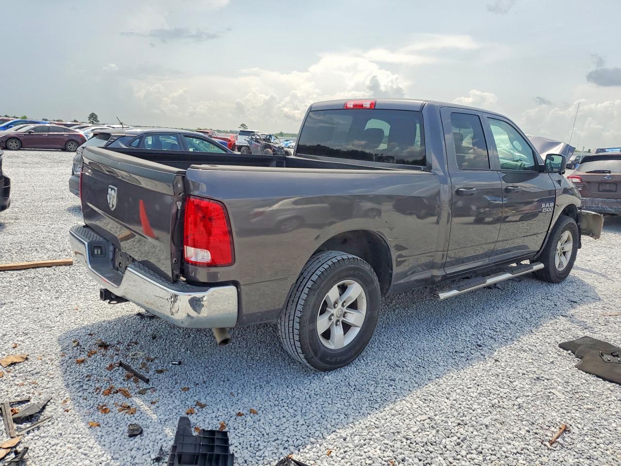 1C6RR6FG7LS128188 · 2020 RAM 1500 CLASSIC · 3/13