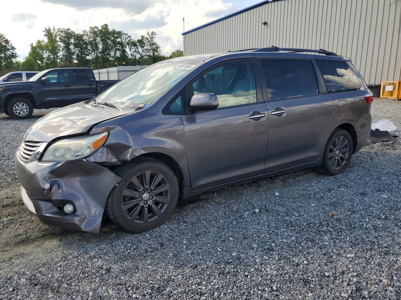 5TDDK3DC7GS144329 · 2016 TOYOTA SIENNA