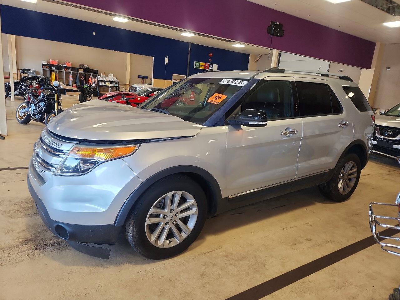 1FM5K8D84EGC09122 · 2014 FORD EXPLORER