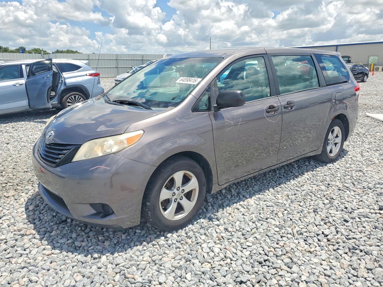 5TDZK3DC9ES506079 · 2014 TOYOTA SIENNA