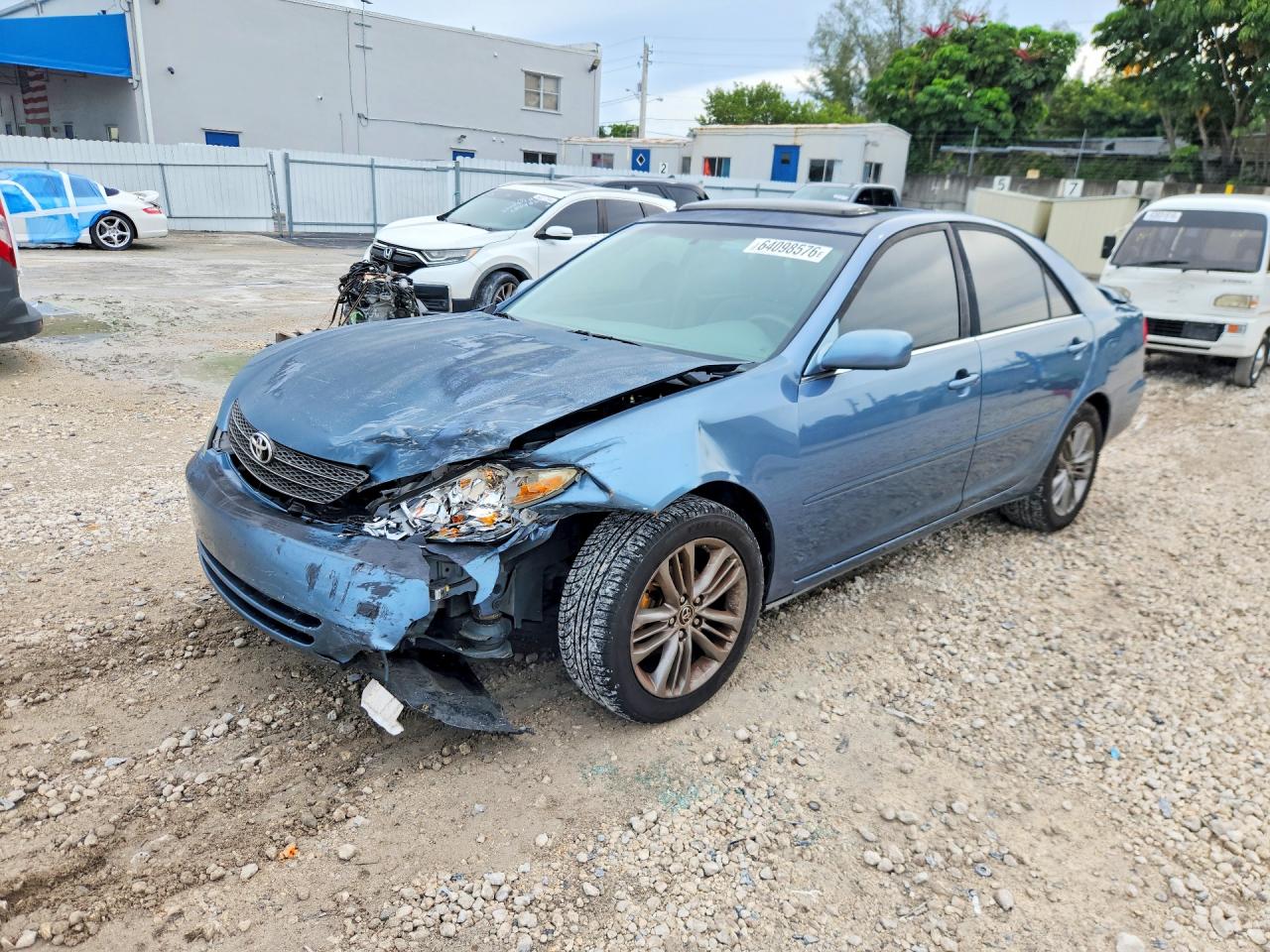 JTDBE32K130152206 · 2003 TOYOTA CAMRY