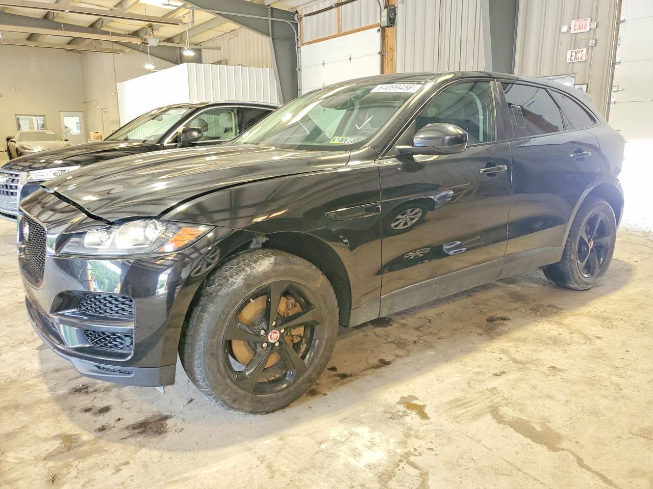 SADCJ2BV4HA089905 · 2017 JAGUAR F-PACE