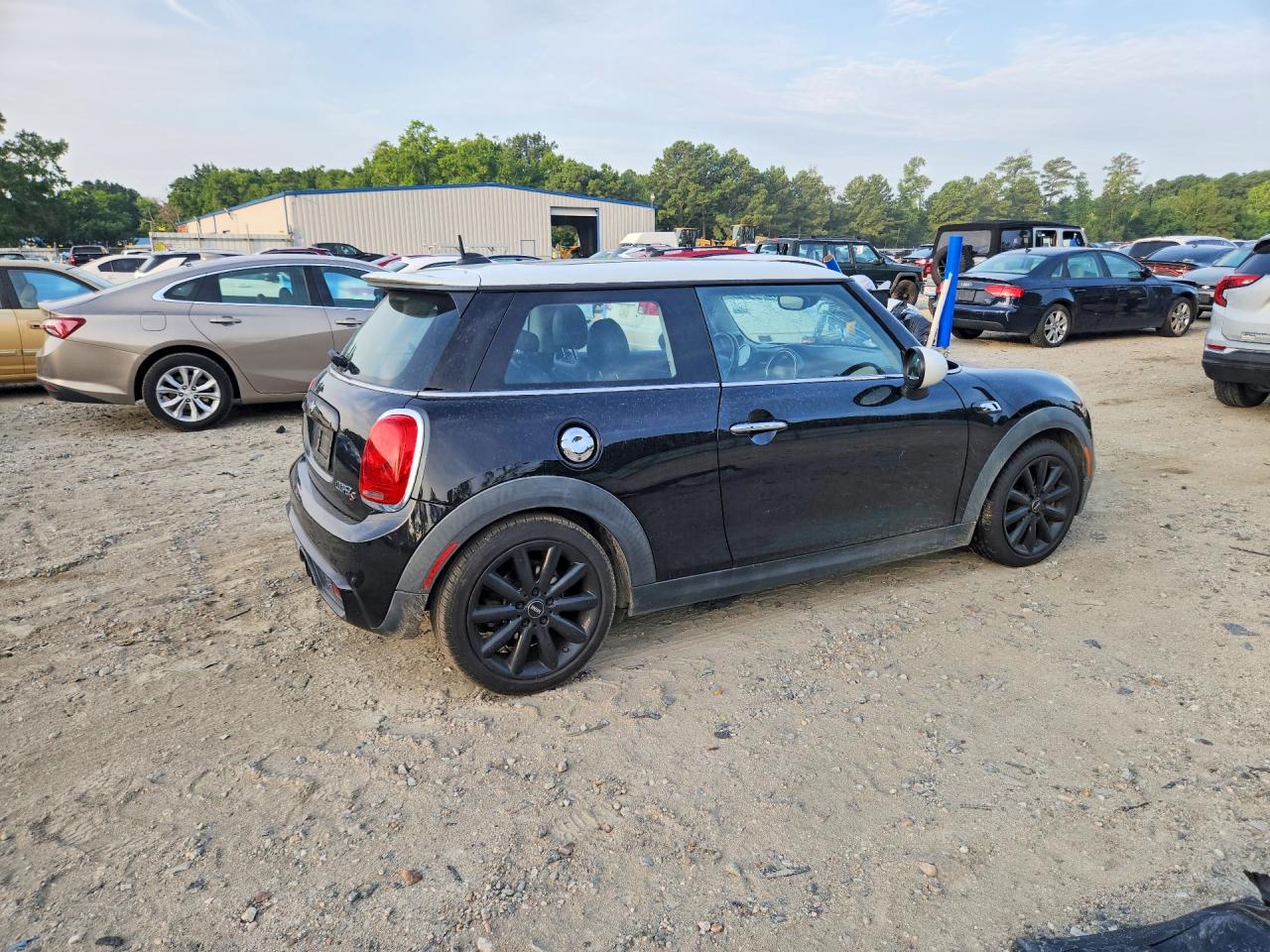 WMWXP7C52G2C60537 · 2016 MINI COOPER · 3/12