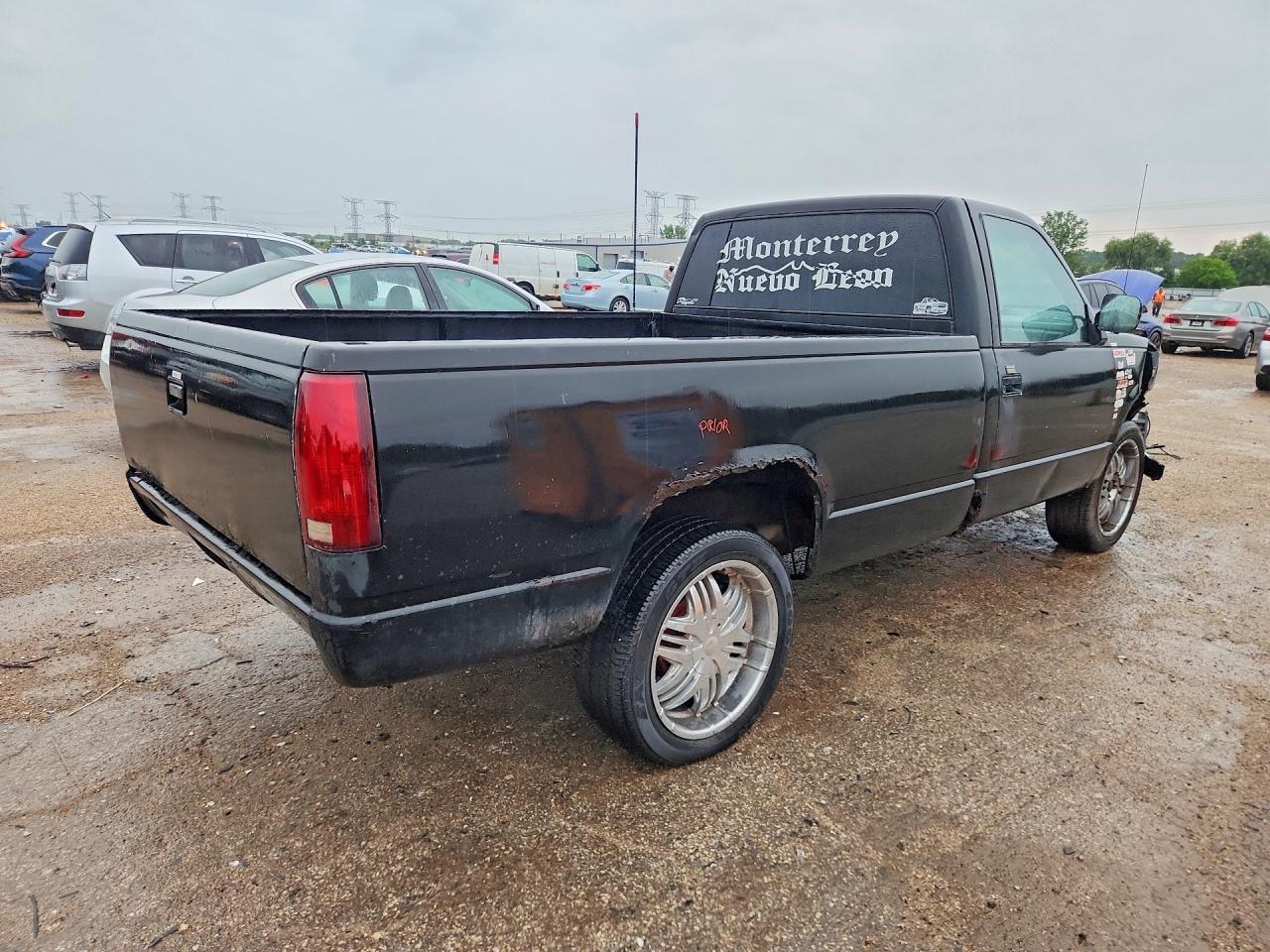 1GCEC14K9NZ106657 · 1992 CHEVROLET GMT-400 · 3/12