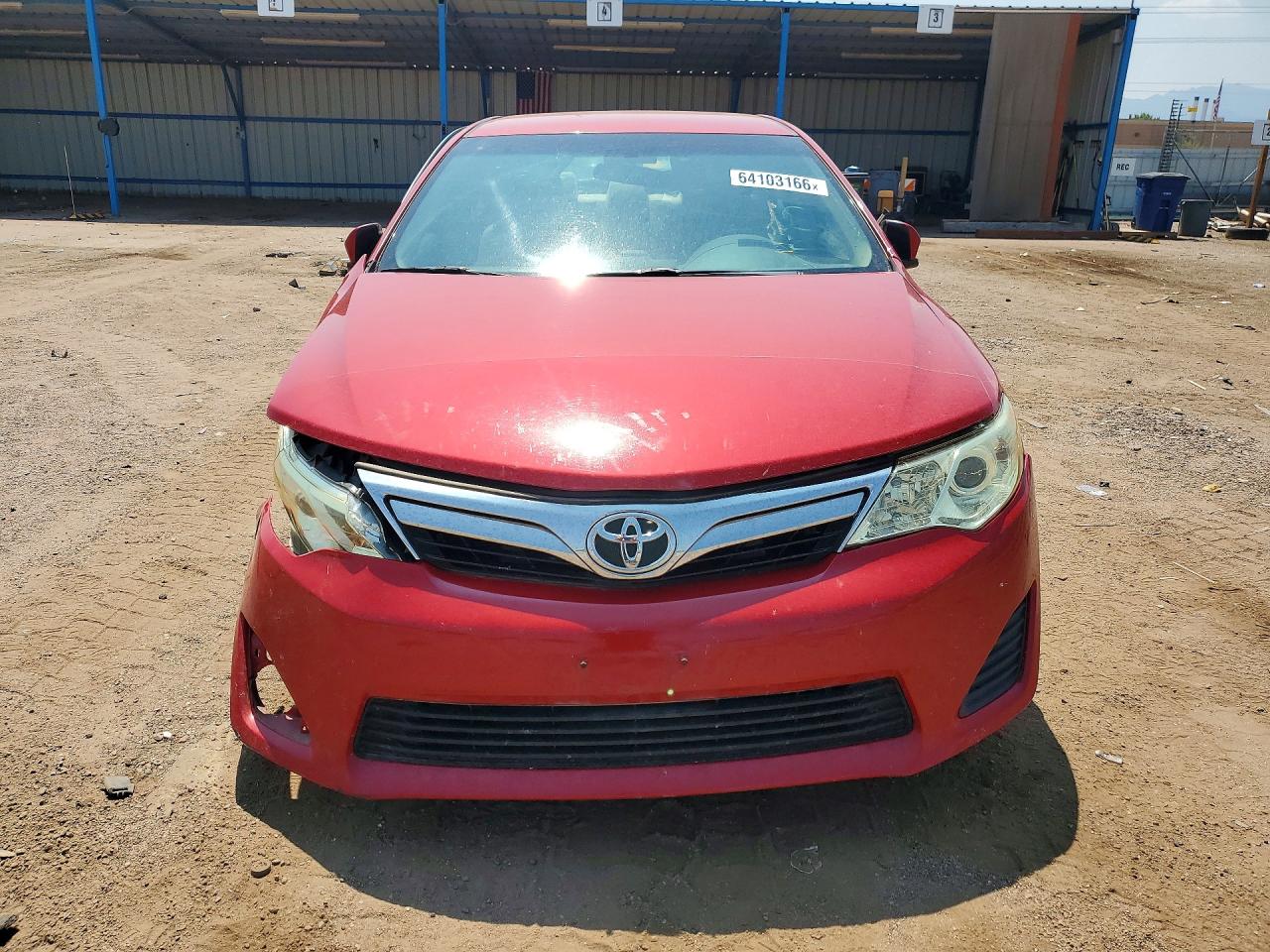 4T1BF1FK0EU847697 · 2014 TOYOTA CAMRY · 5/12