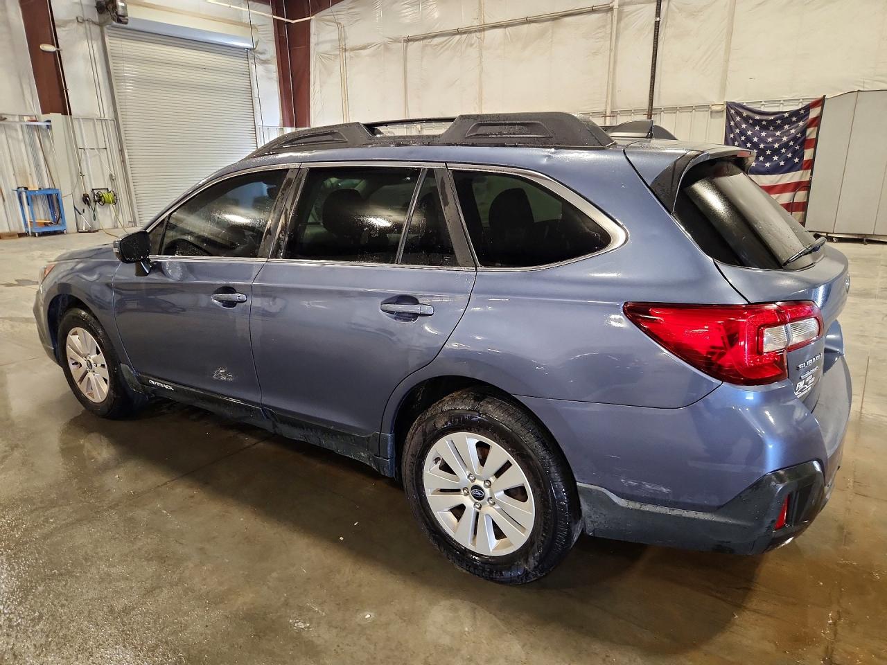 4S4BSAFCXJ3315247 · 2018 SUBARU OUTBACK · 2/13