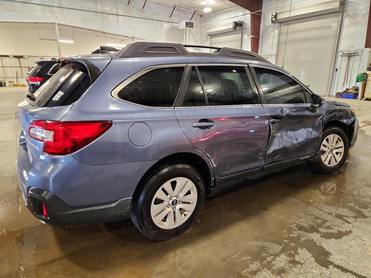 4S4BSAFCXJ3315247 · 2018 SUBARU OUTBACK · 3/13