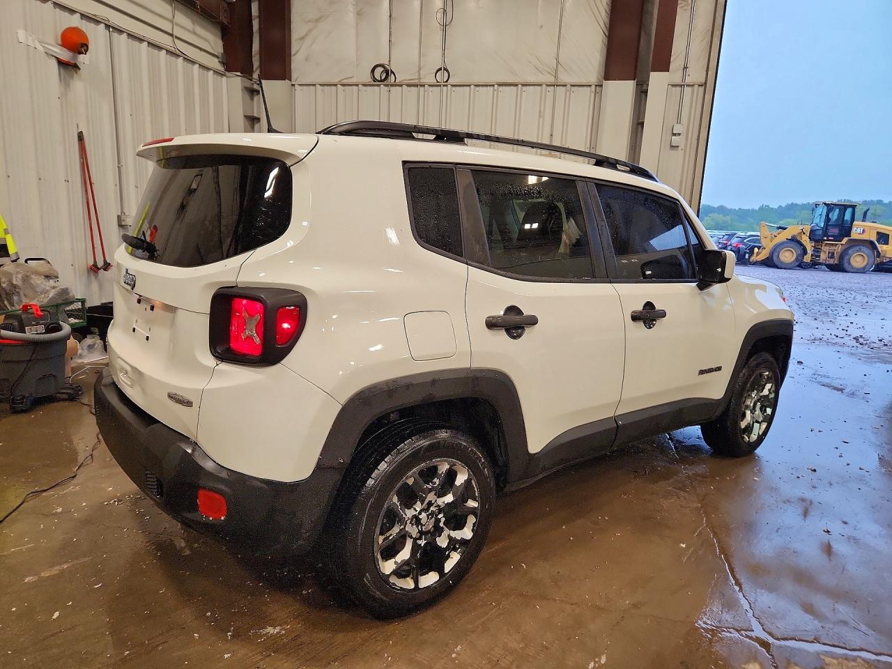ZACCJBBB2JPJ37387 · 2018 JEEP RENEGADE · 3/13