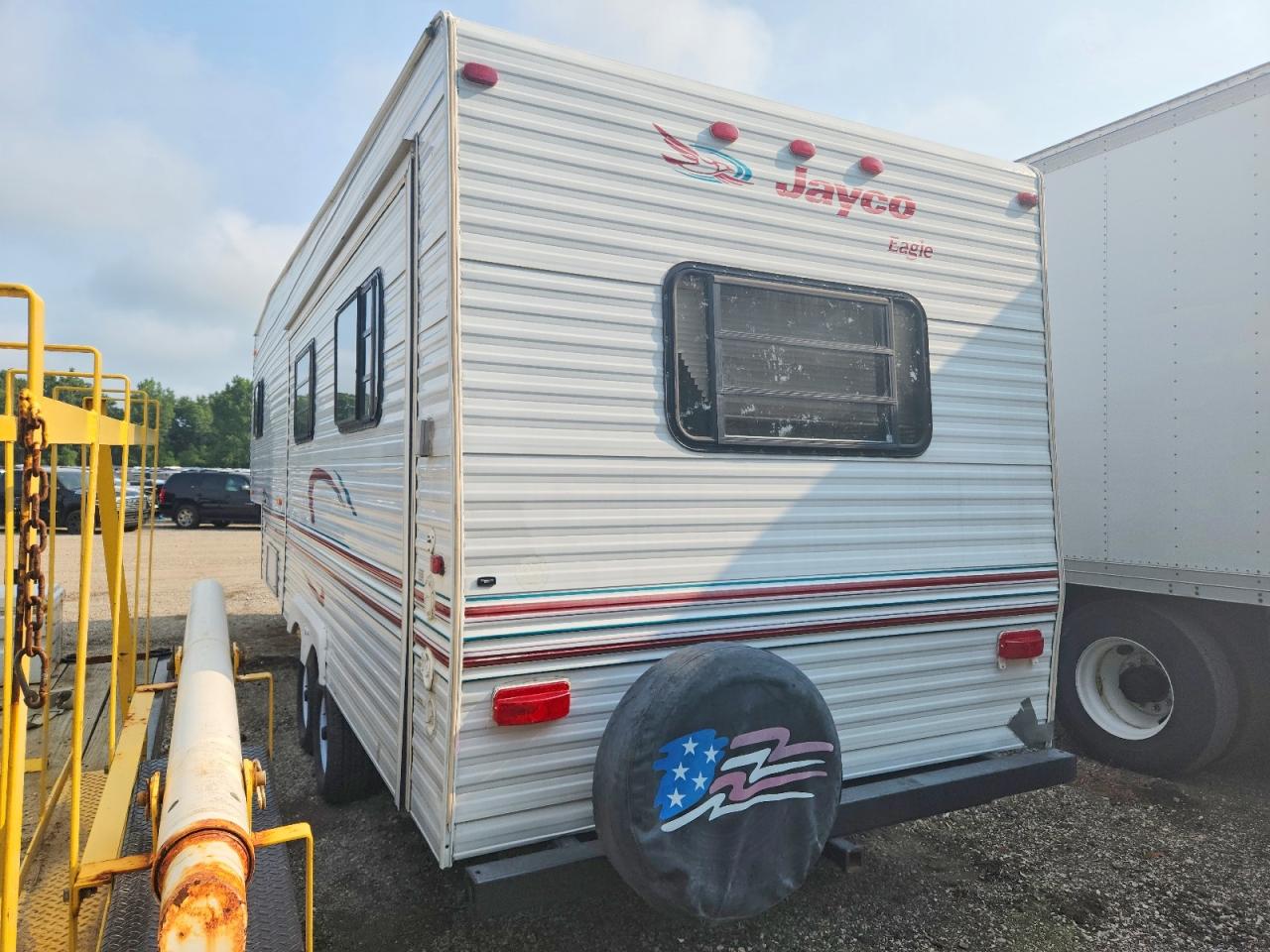 1UJCJ02P2W5LE0312 · 1998 JAYCO EAGLE · 3/10