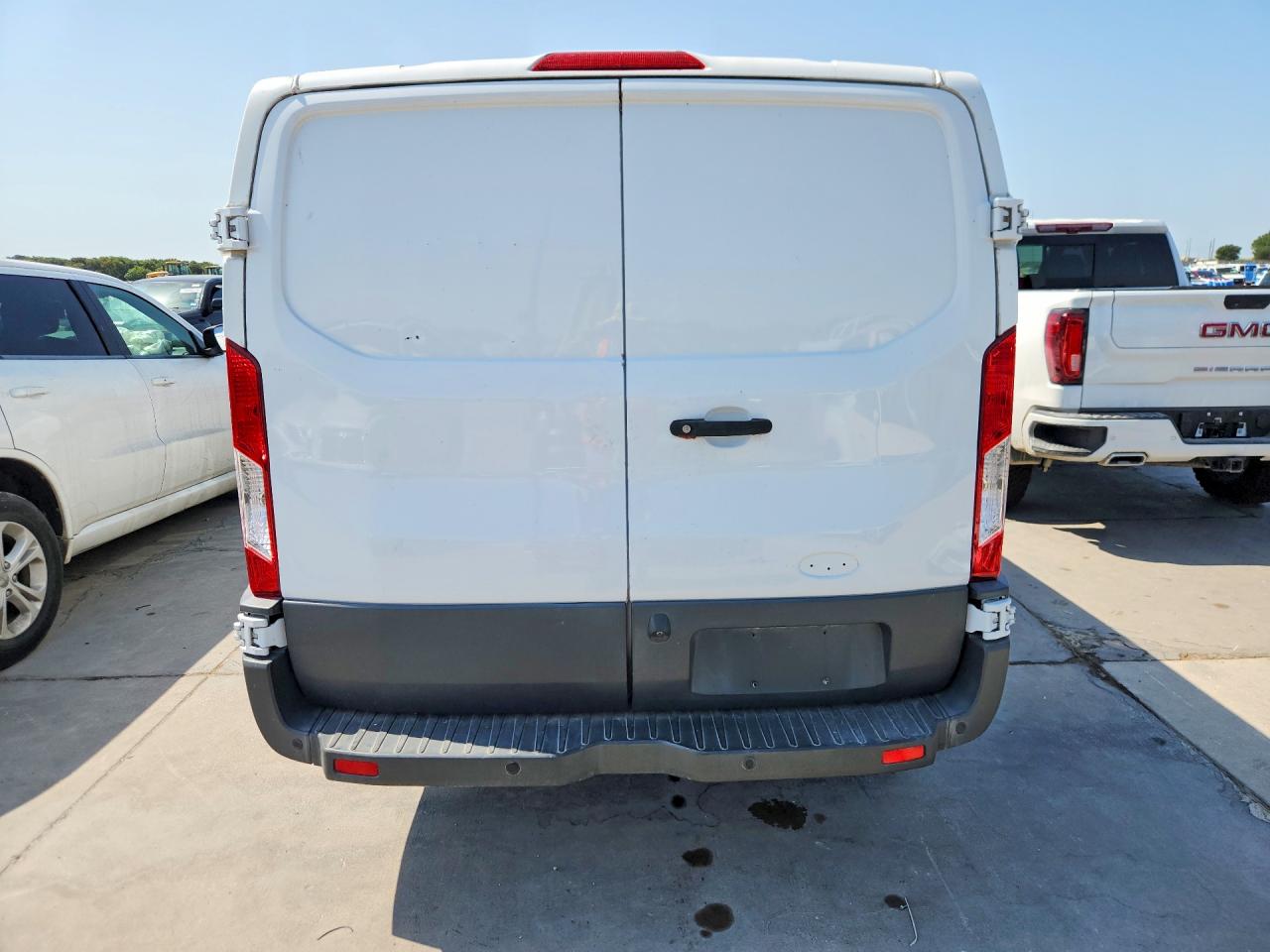 1FTYR1YM6JKA78617 · 2018 FORD TRANSIT · 6/14