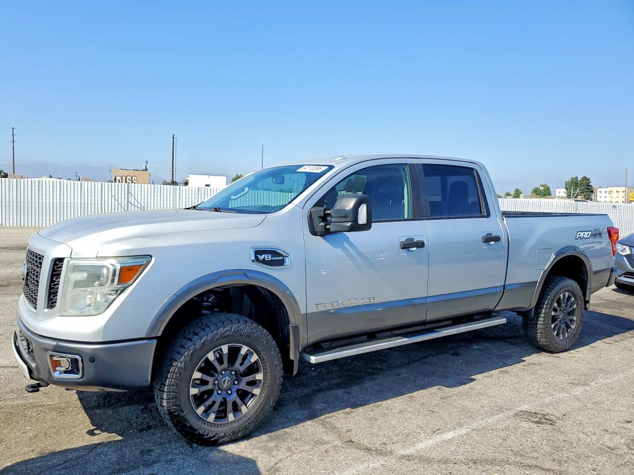 1N6AA1F4XGN512330 · 2016 NISSAN TITAN XD
