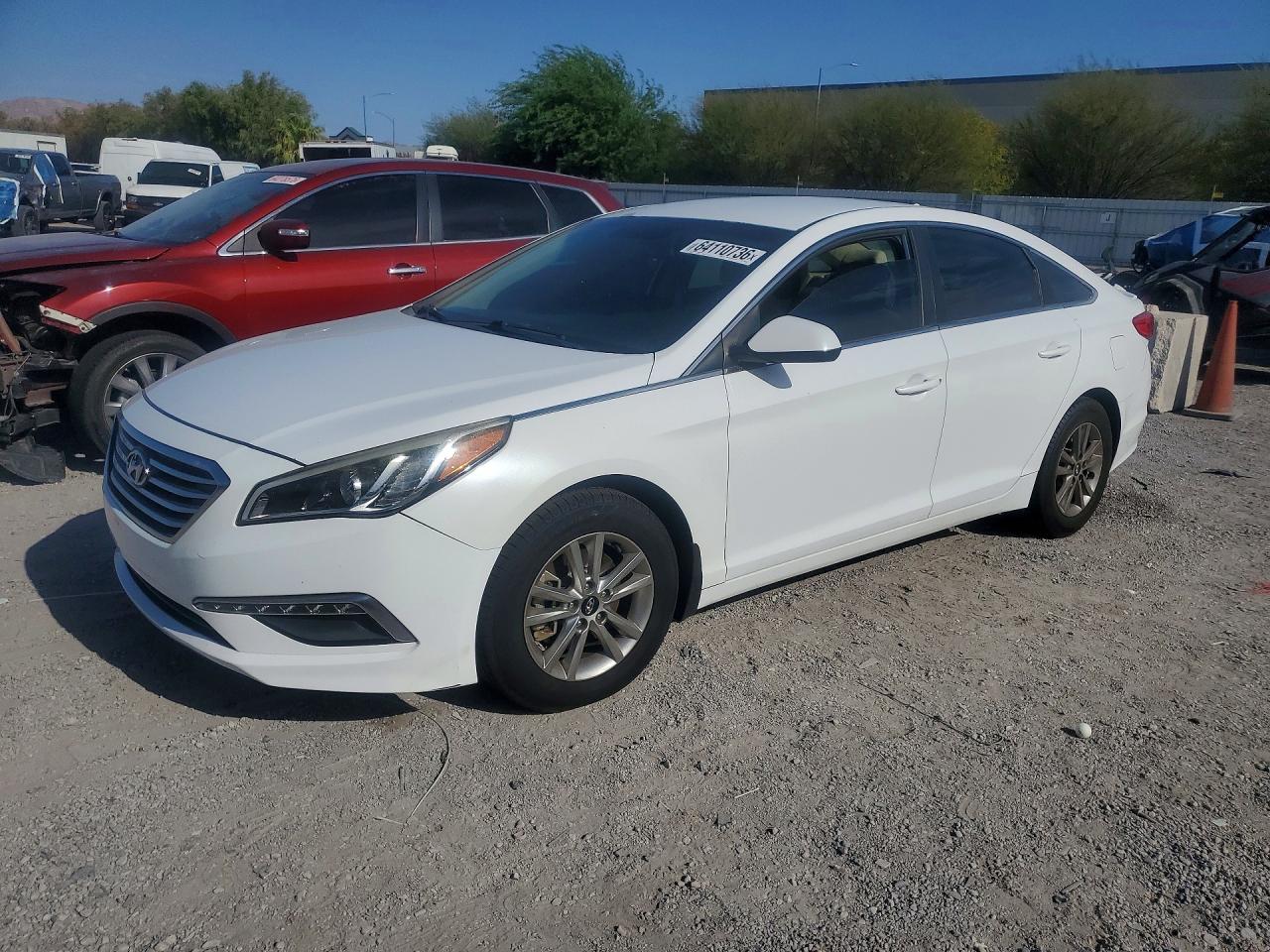 5NPE24AF7FH148135 · 2015 HYUNDAI SONATA
