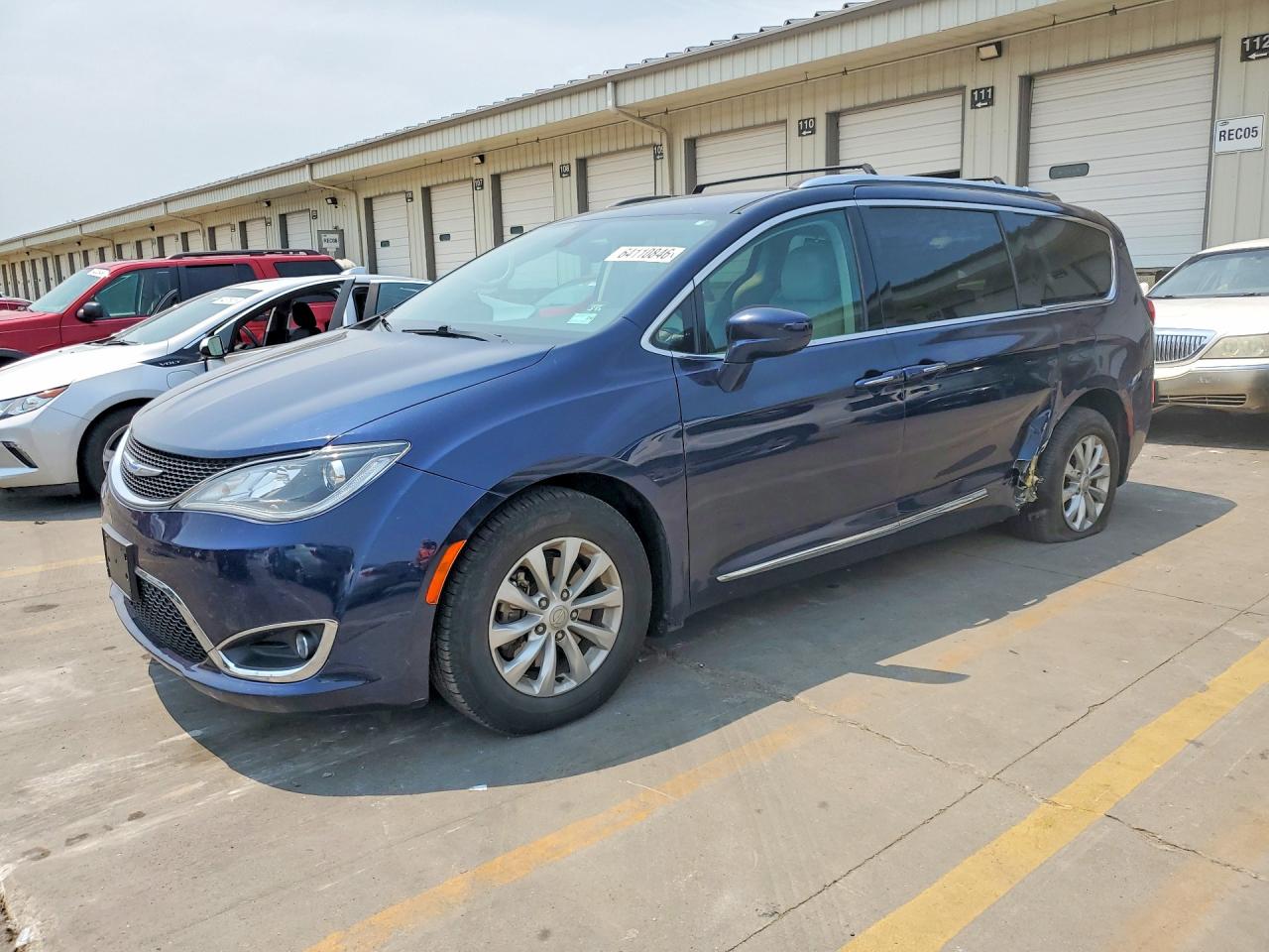 2C4RC1BG3JR246563 · 2018 CHRYSLER PACIFICA