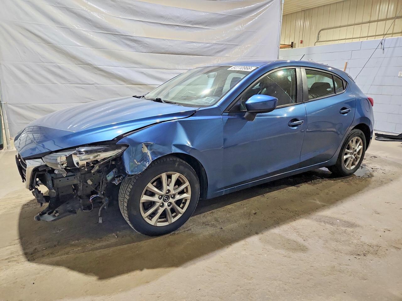 3MZBN1K71HM113715 · 2017 MAZDA 3