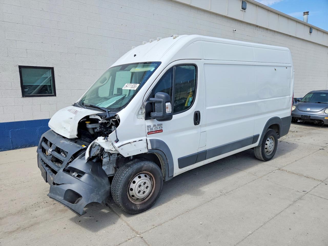 3C6TRVBG0JE139765 · 2018 RAM PROMASTER 1500