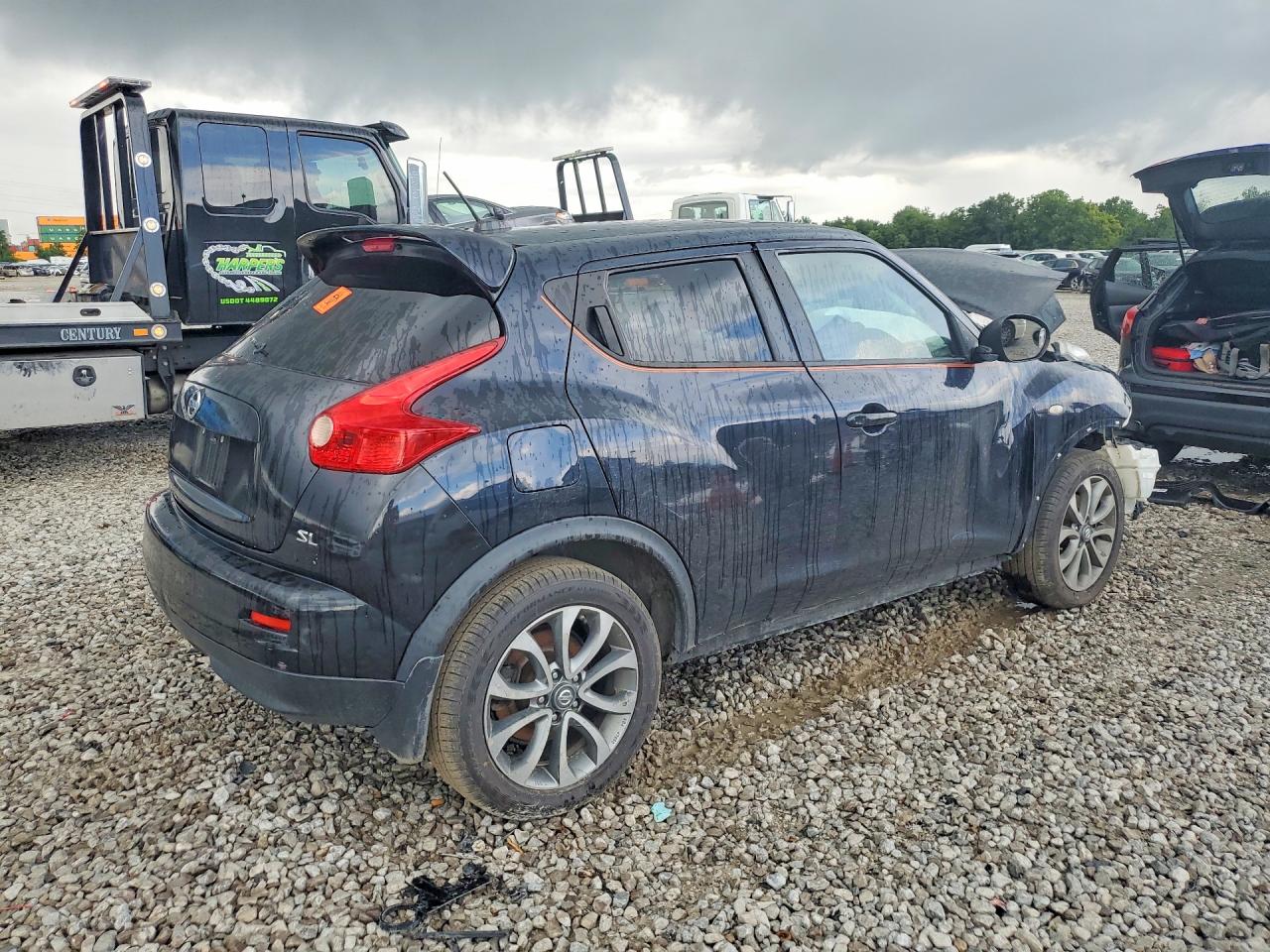 JN8AF5MR8BT018549 · 2011 NISSAN JUKE · 3/12
