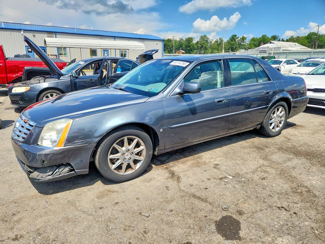 2011 CADILLAC DTS
