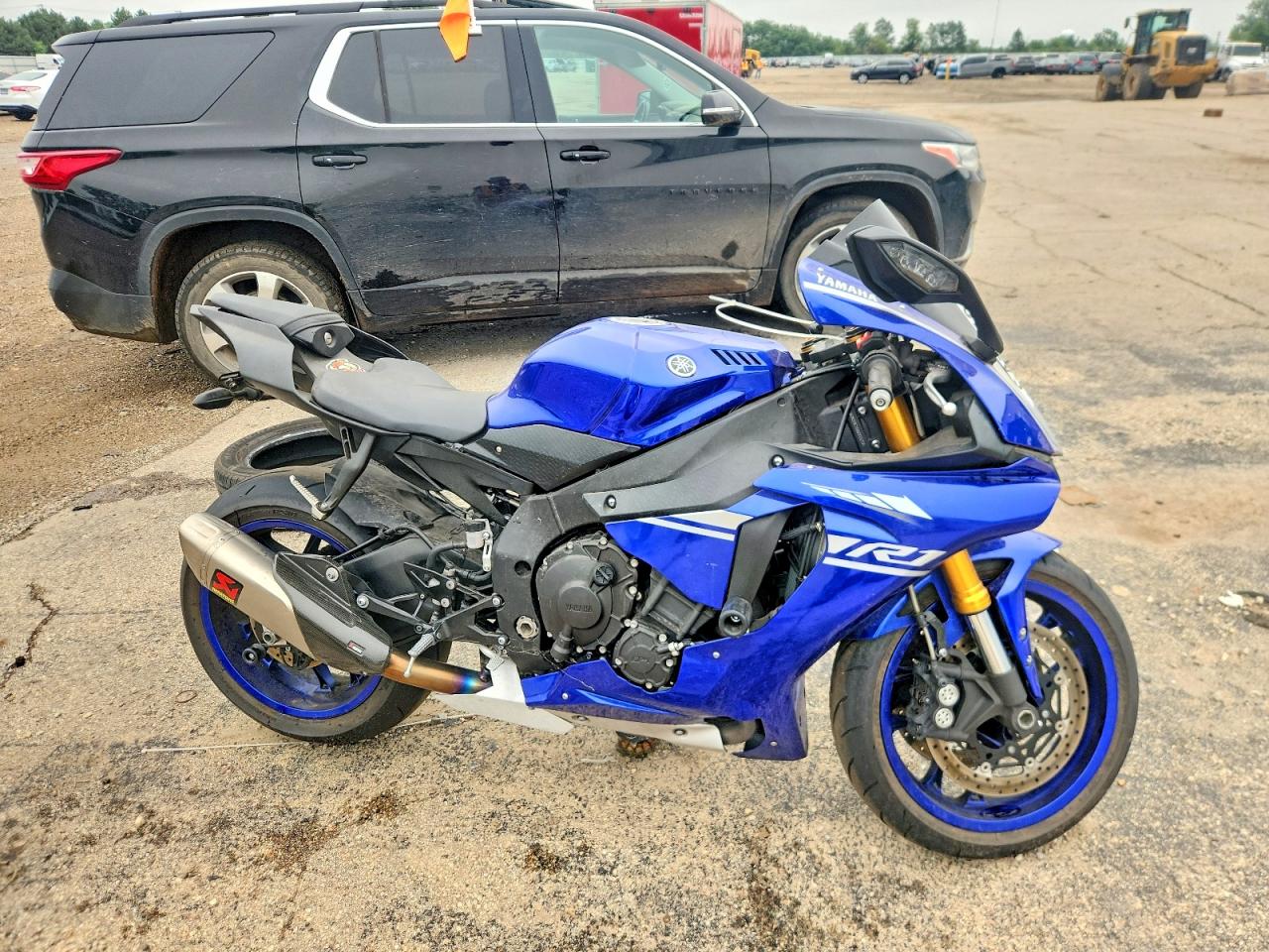 JYARN39E1HA003256 · 2017 YAMAHA YZFR1