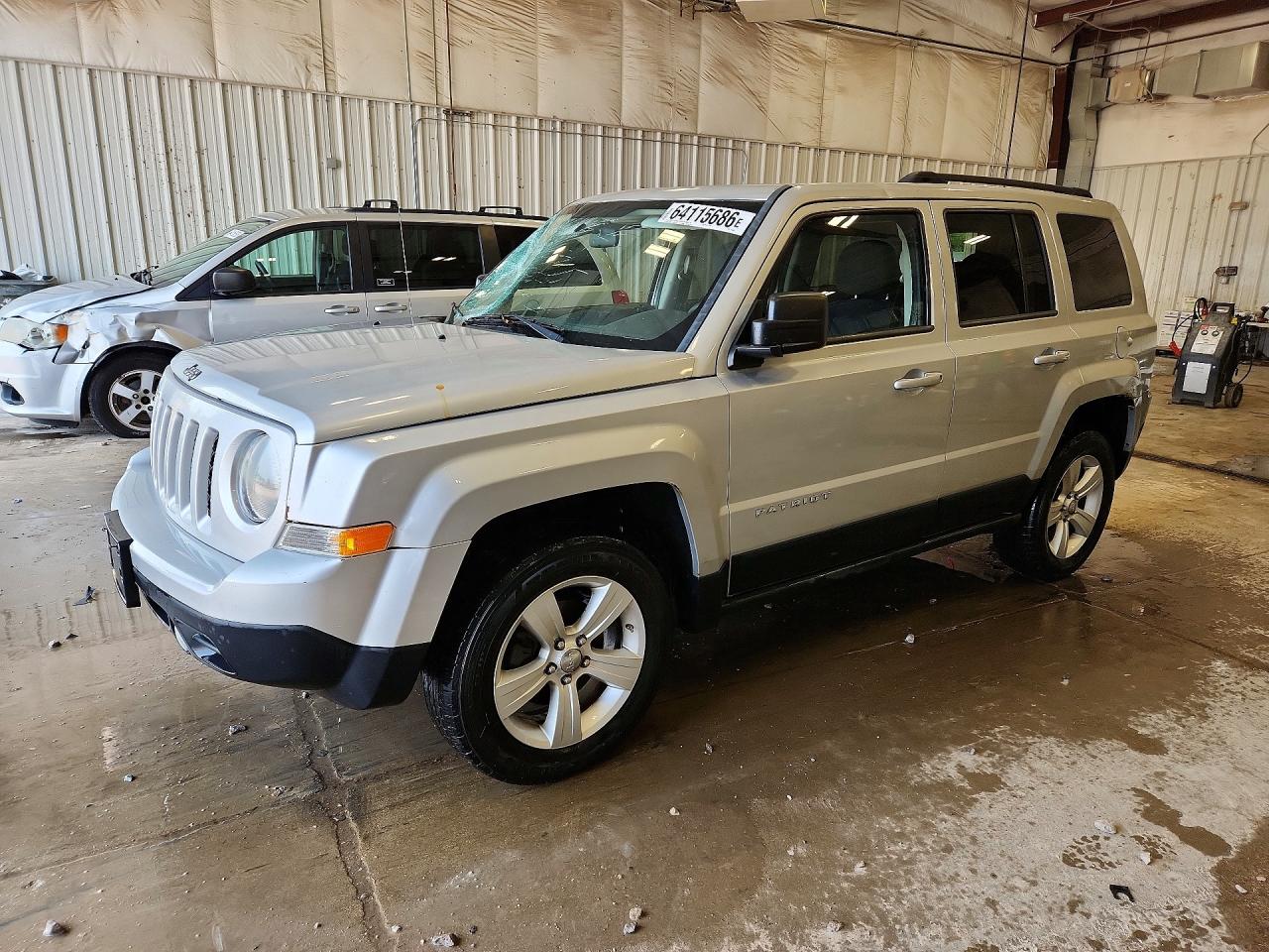 1J4NF1GB4BD274308 · 2011 JEEP PATRIOT