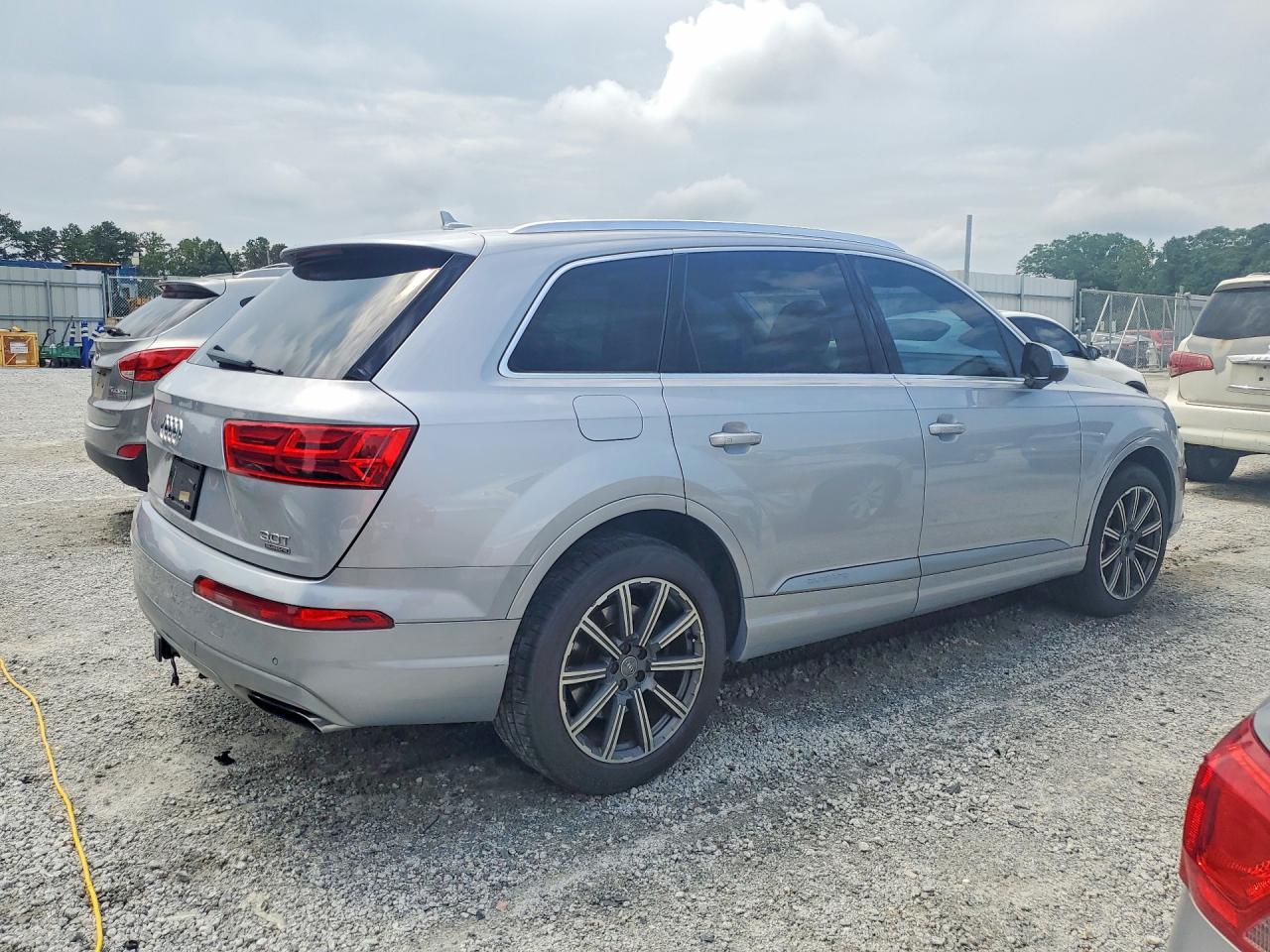 WA1LAAF7XHD005838 · 2017 AUDI Q7 · 3/13