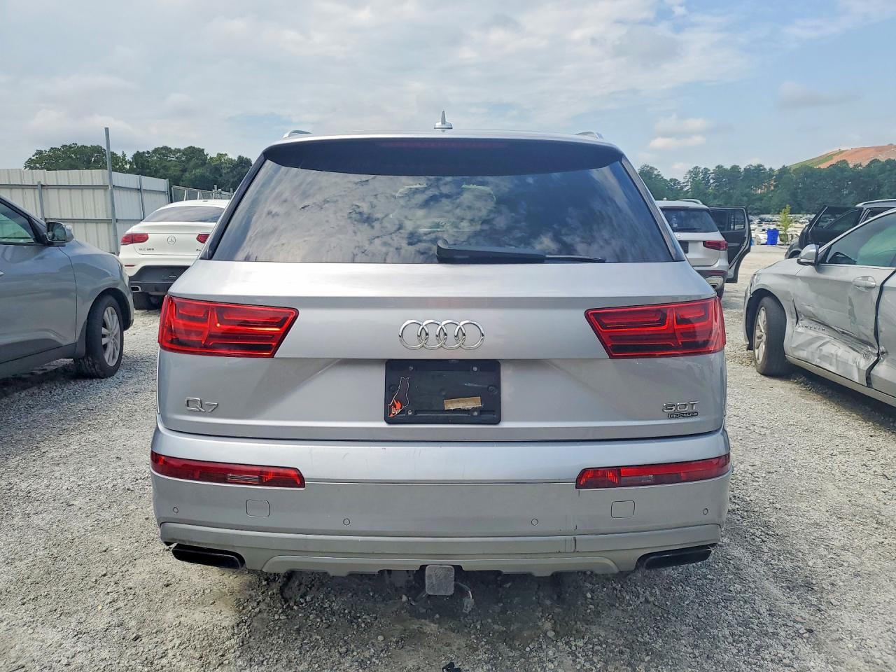 WA1LAAF7XHD005838 · 2017 AUDI Q7 · 6/13