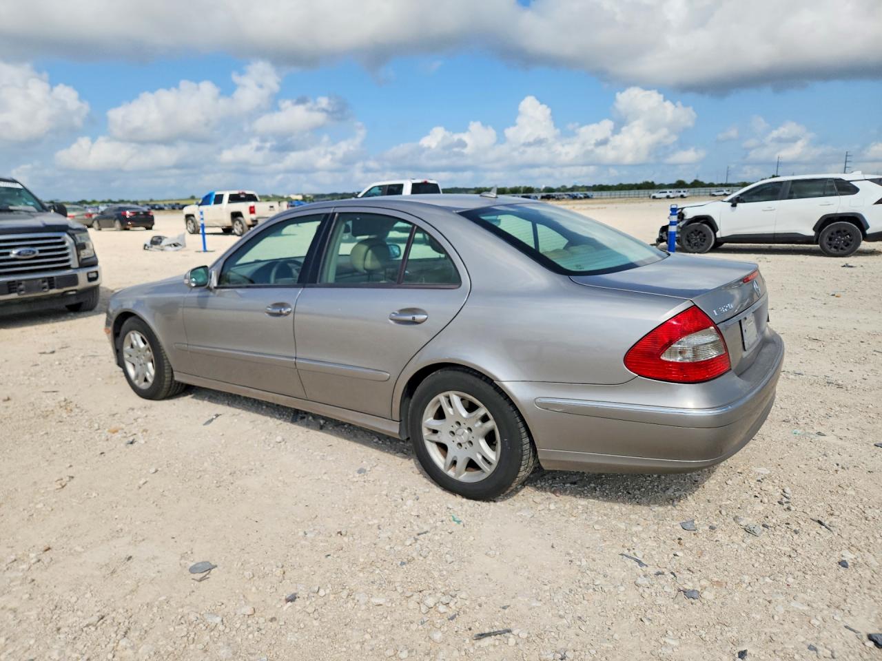 WDBUF22X97B046686 · 2007 MERCEDES-BENZ E · 2/12