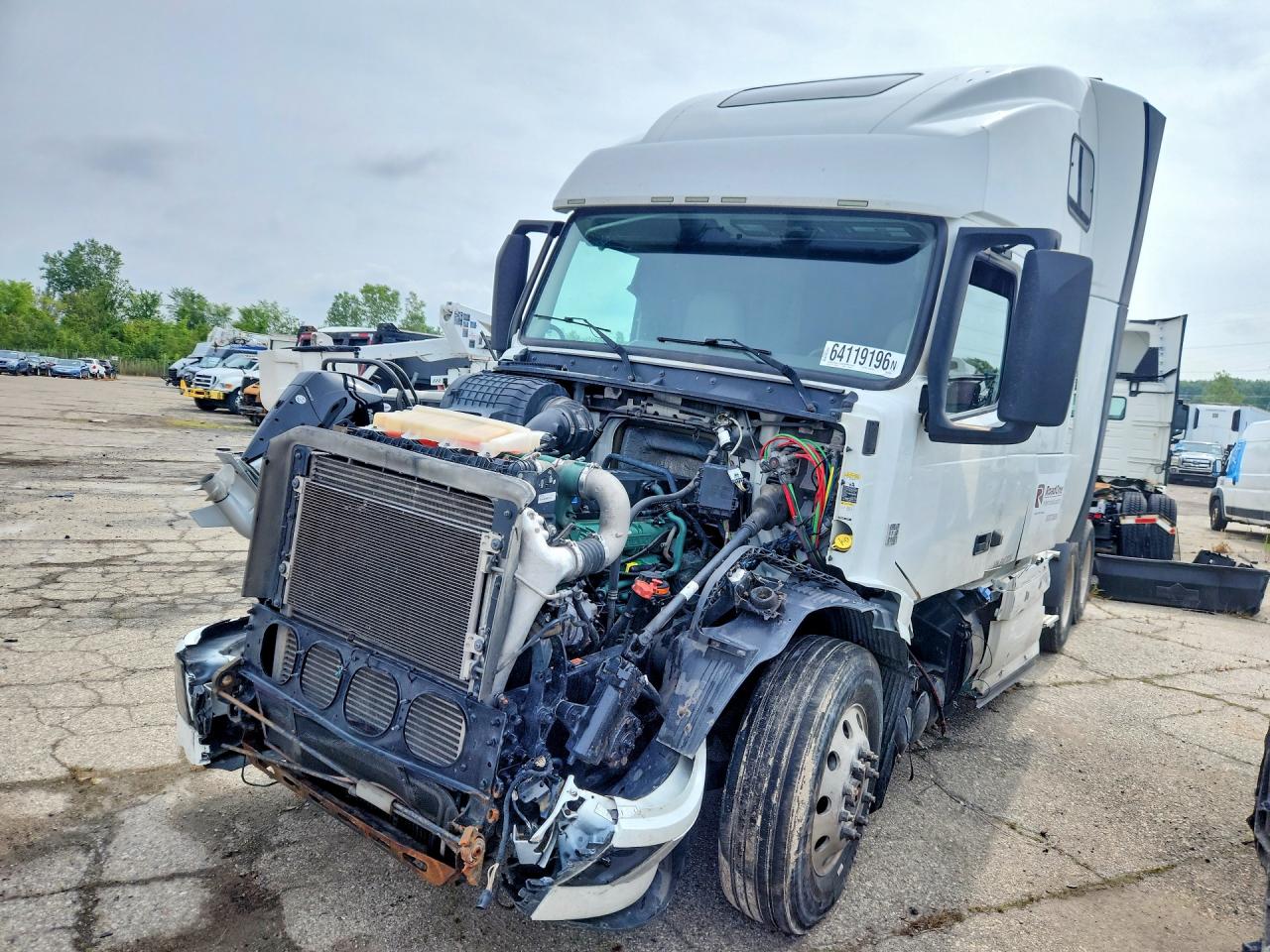 2014 VOLVO VNL