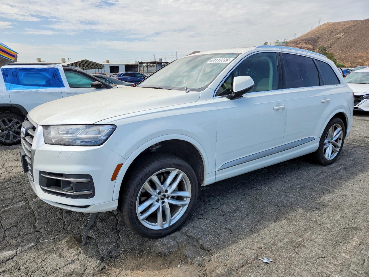 WA1VAAF79HD041867 · 2017 AUDI Q7