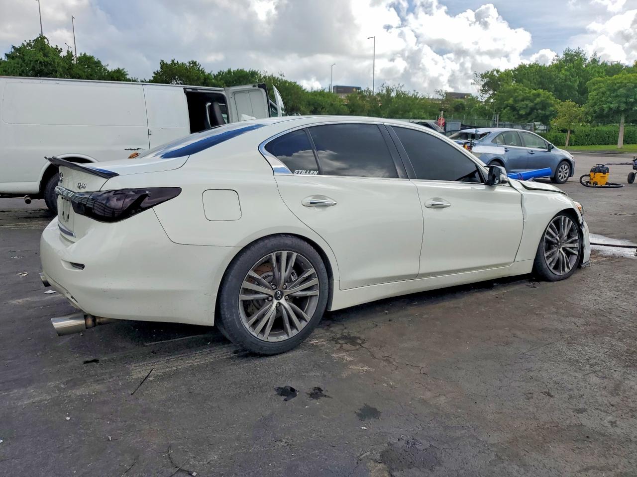 JN1BV7AP2EM671929 · 2014 INFINITI Q50 · 3/13