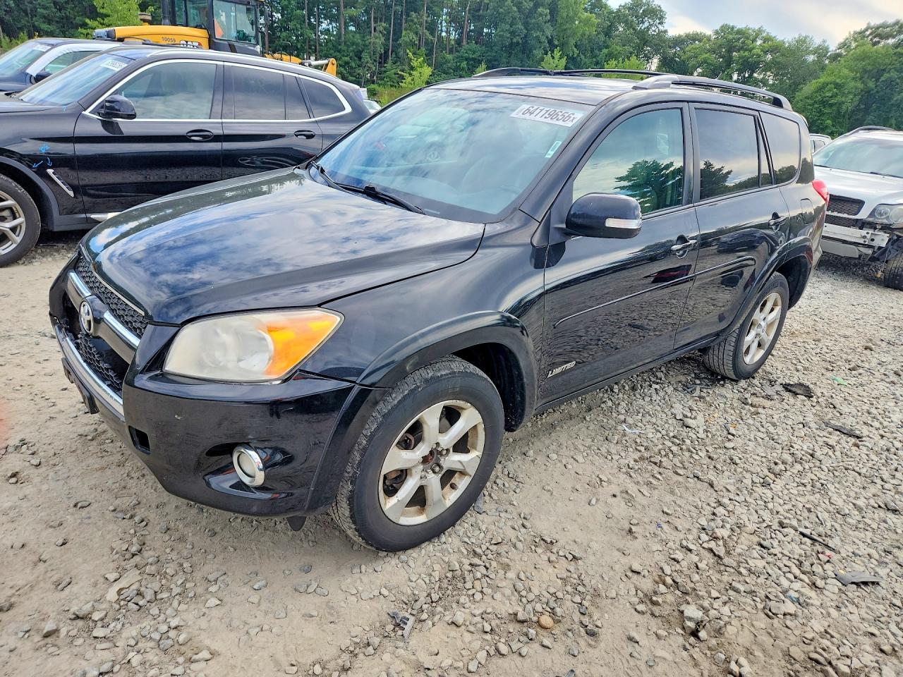 2T3DK4DV7BW037621 · 2011 TOYOTA RAV4