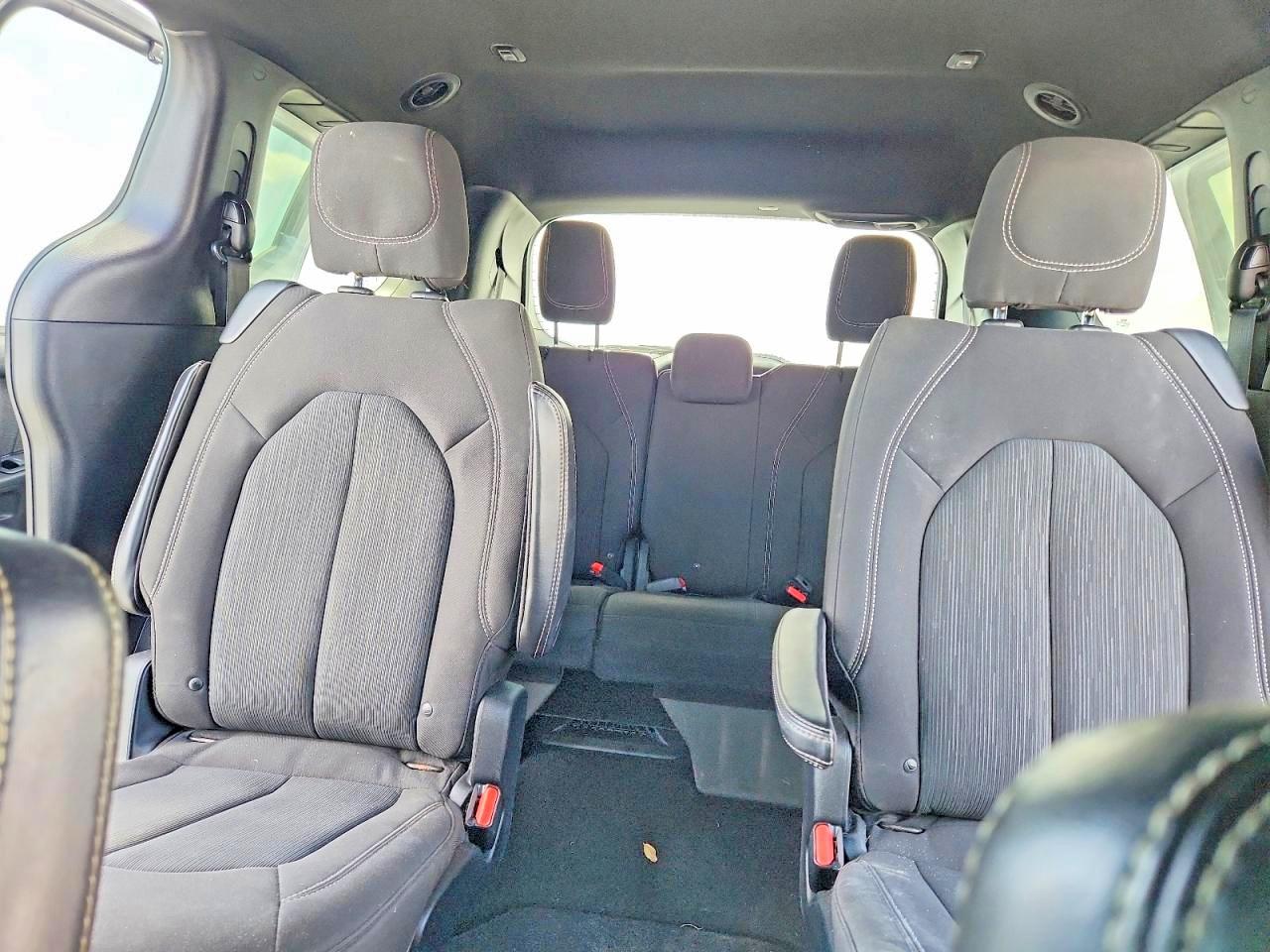 2C4RC1FG8LR120079 · 2020 CHRYSLER PACIFICA · 10/13