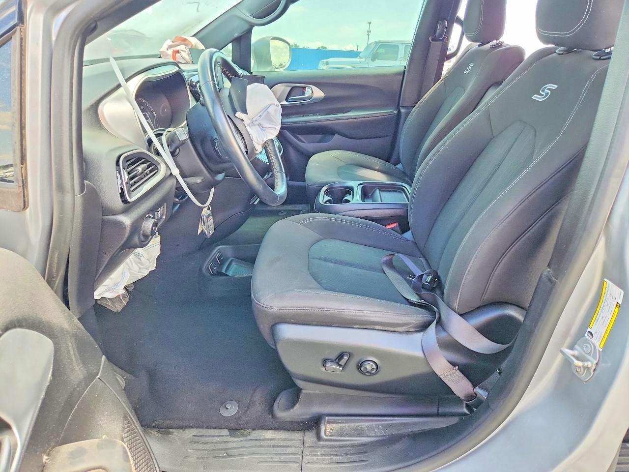 2C4RC1FG8LR120079 · 2020 CHRYSLER PACIFICA · 7/13
